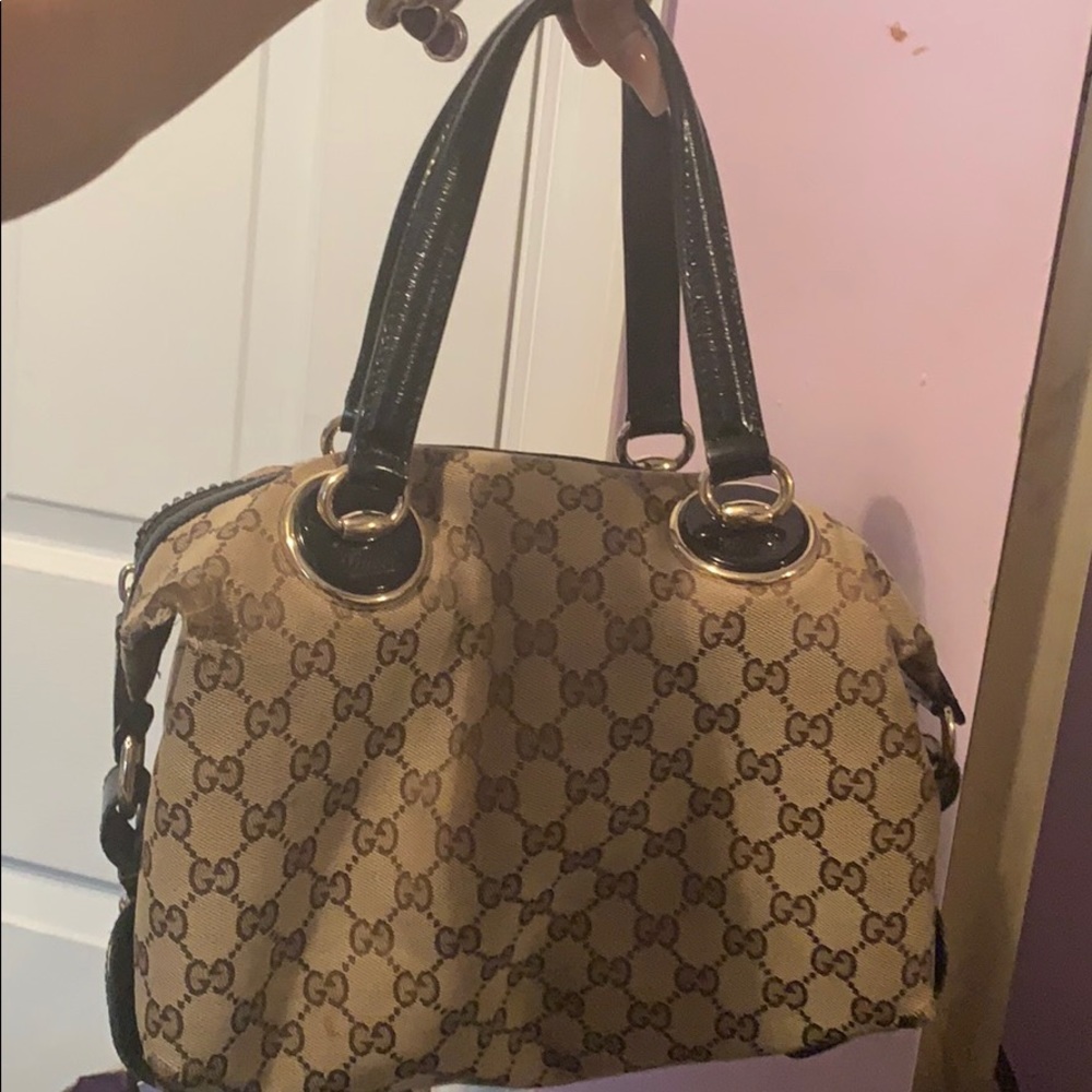 Gucci handbag